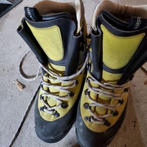 Scarpa cerro Torres boots